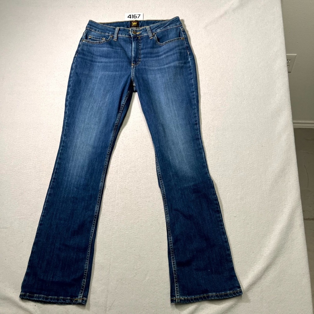 Lee Jeans Women 12M Blue Denim Cotton Stretch Medium Wash Bootcut Leg Whiskering